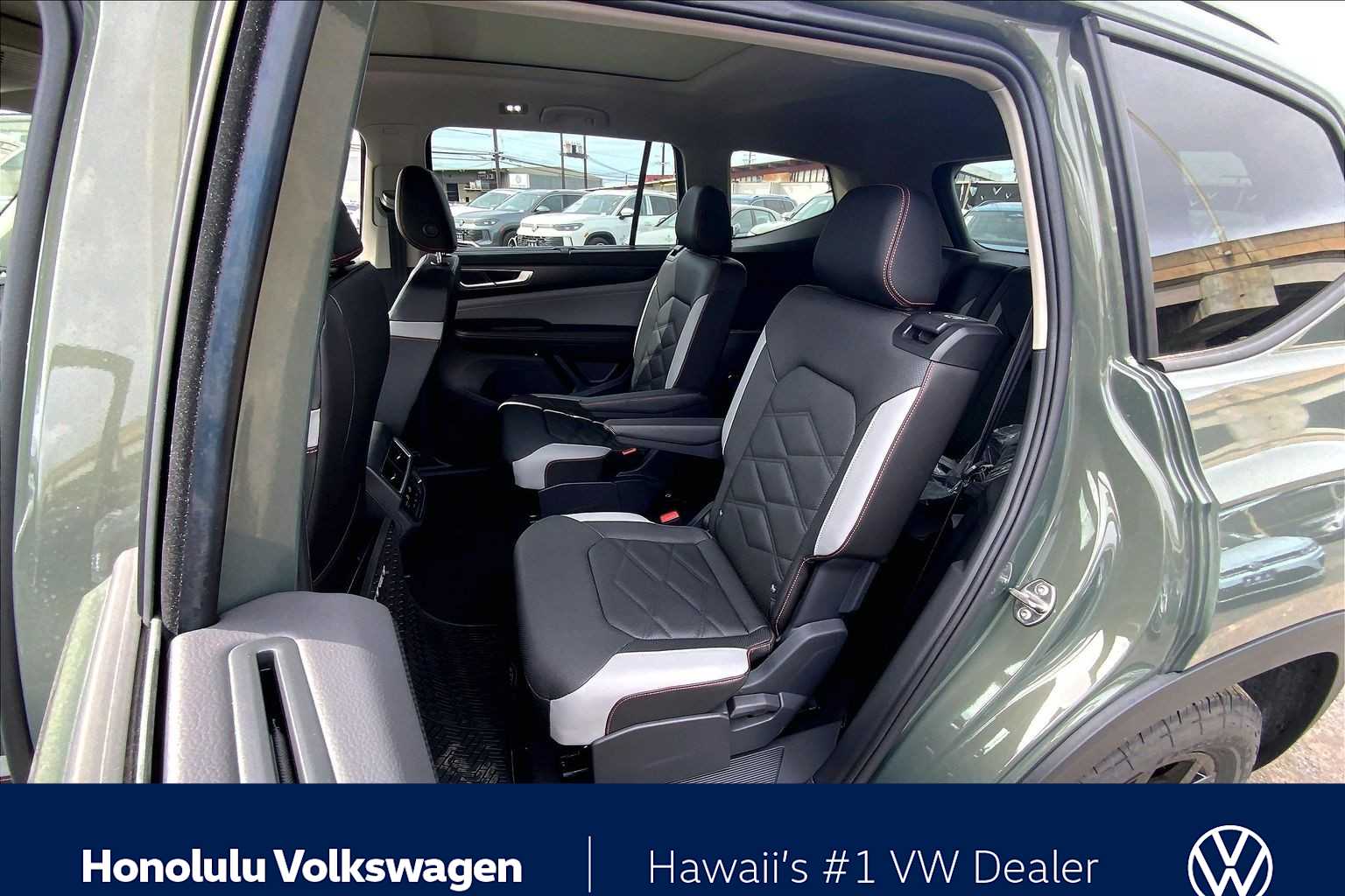 Thumbnail: 2026 Volkswagen Atlas - 13