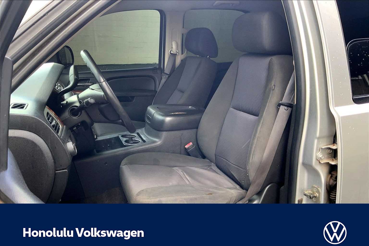 Thumbnail: 2011 GMC Yukon - 11