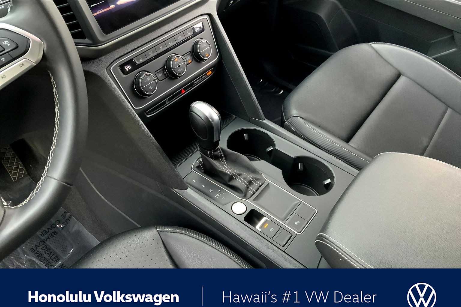 Thumbnail: 2021 Volkswagen Atlas - 15