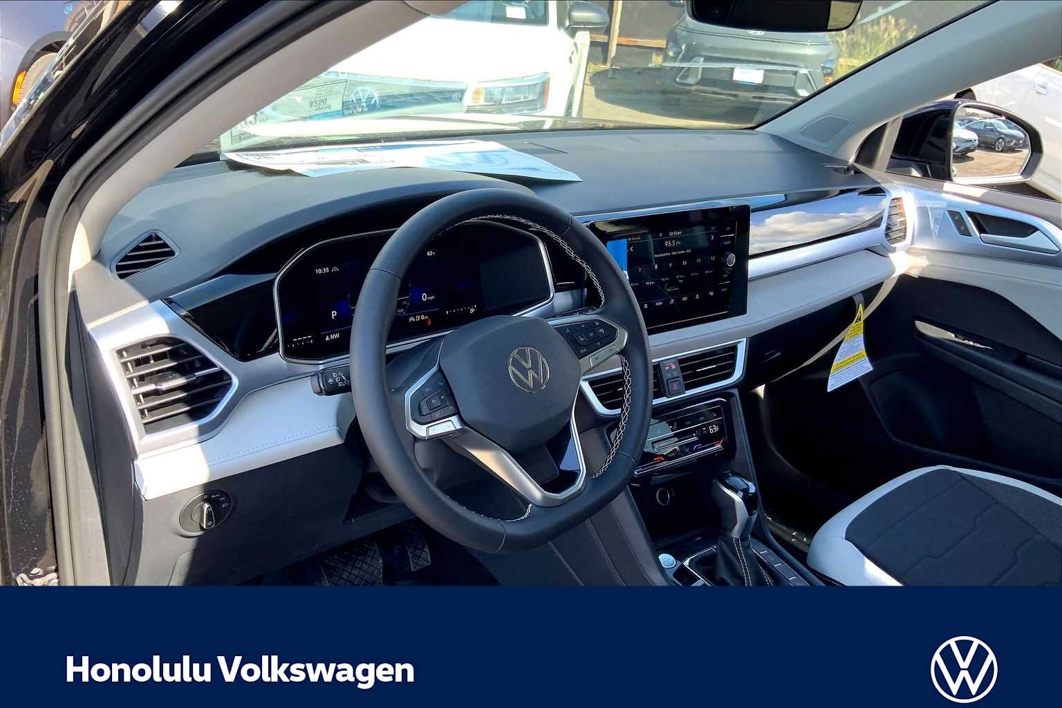 Thumbnail: 2026 Volkswagen Taos - 2