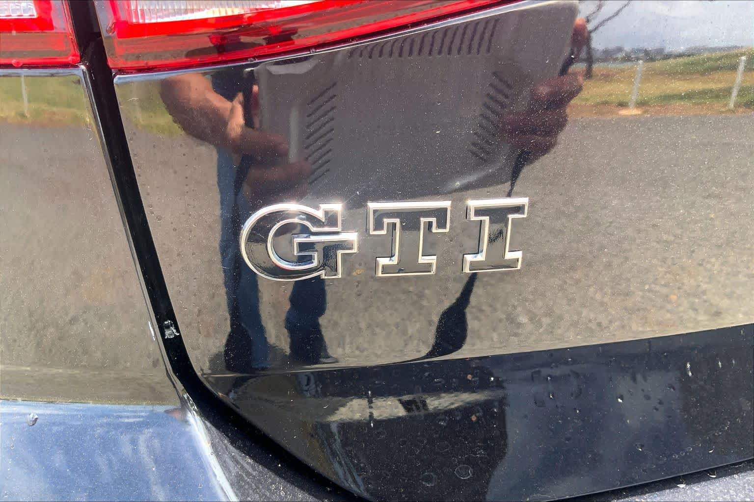 Thumbnail: 2021 Volkswagen Golf - 7