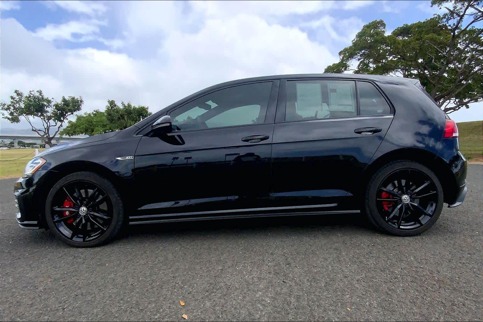 Thumbnail: 2021 Volkswagen Golf - 3