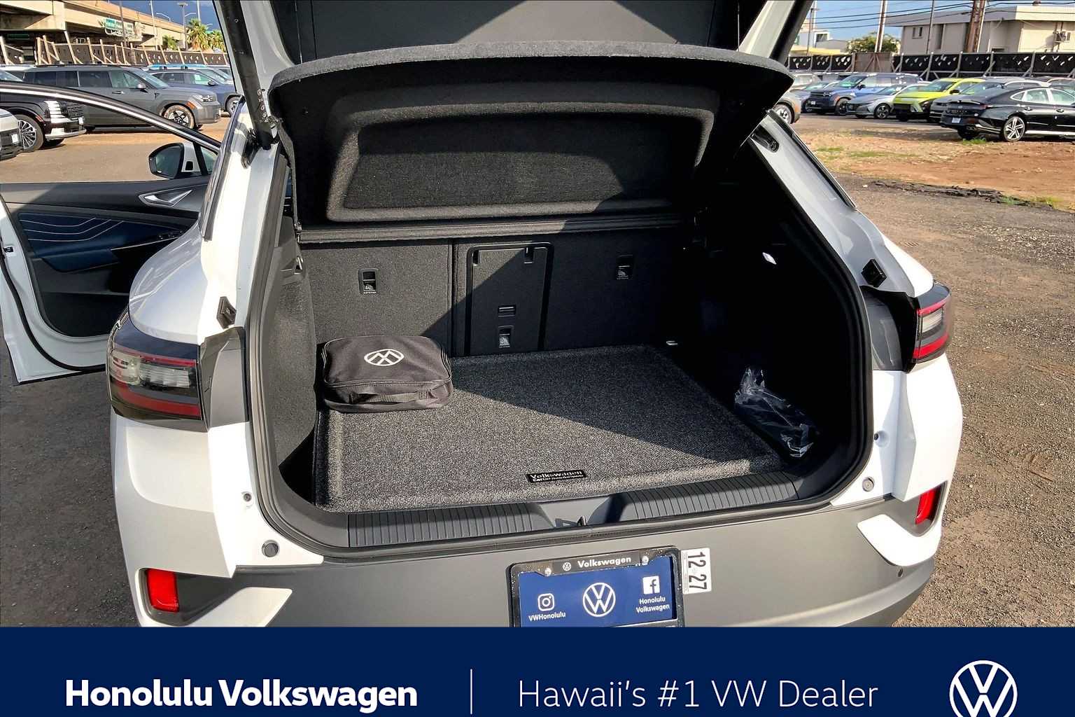 Thumbnail: 2025 Volkswagen ID.4 - 19