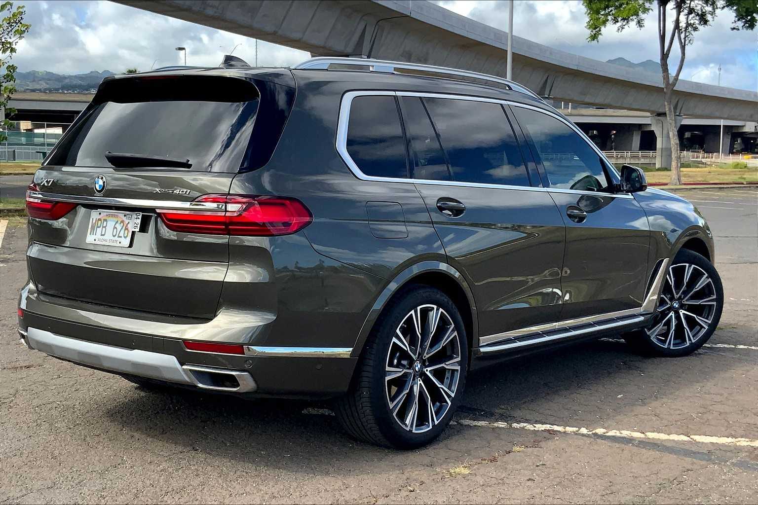 2022 BMW X7 xDrive40i 21