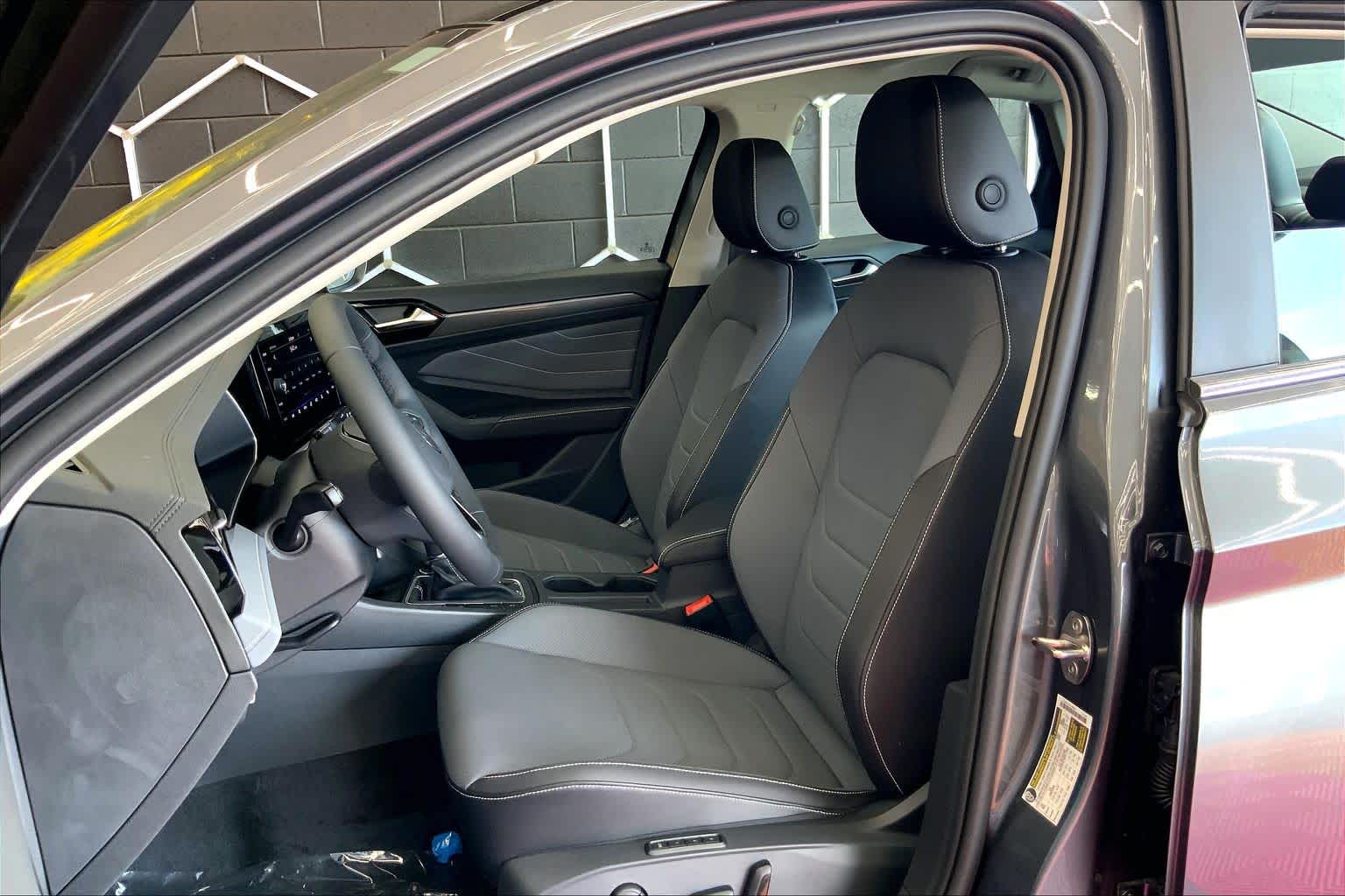Thumbnail: 2026 Volkswagen Jetta - 11