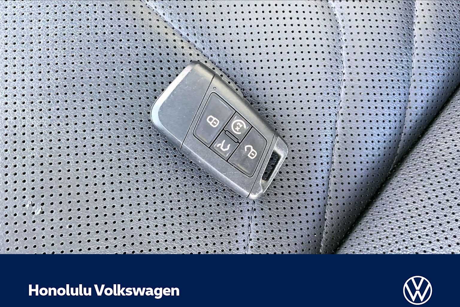 Thumbnail: 2023 Volkswagen Jetta - 19