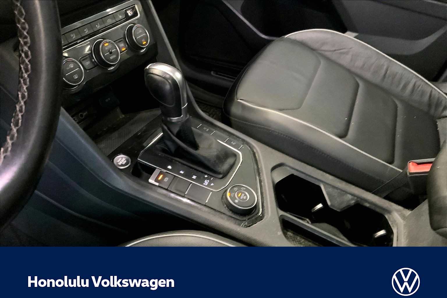 Thumbnail: 2019 Volkswagen Tiguan - 15