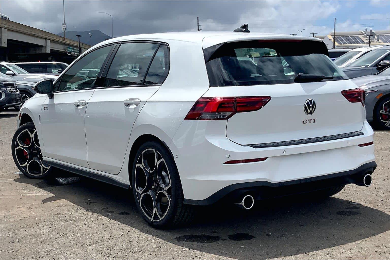 Thumbnail: 2026 Volkswagen Golf - 4