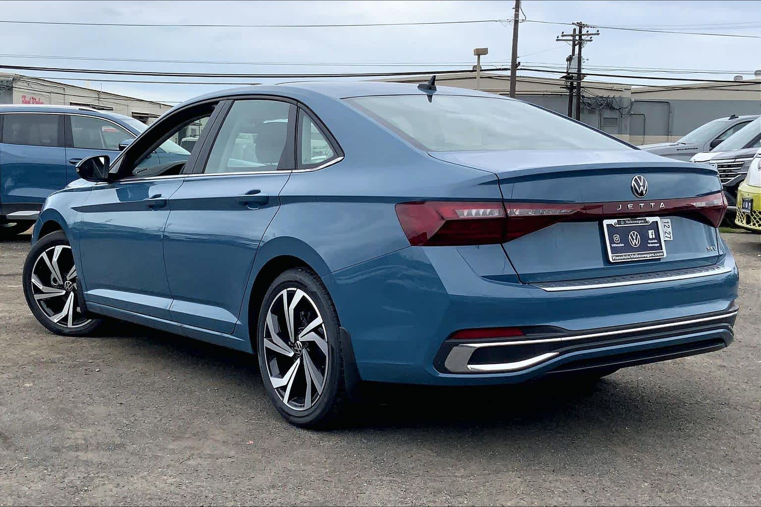 Thumbnail: 2026 Volkswagen Jetta - 4