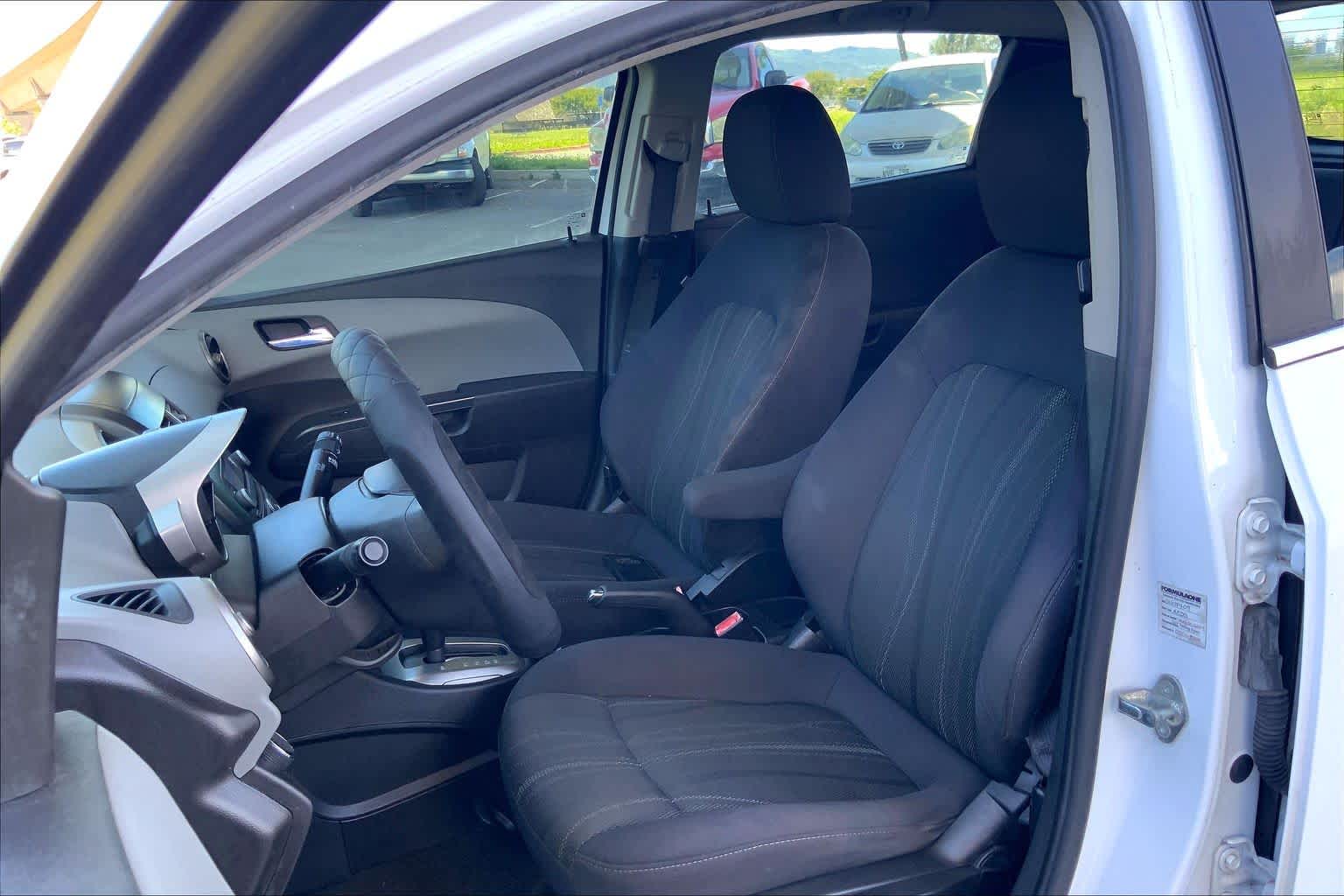 Thumbnail: 2013 Chevrolet Sonic - 11