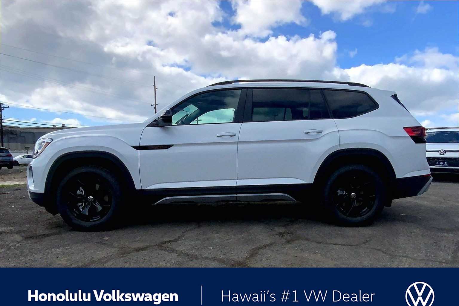 Thumbnail: 2026 Volkswagen Atlas - 3