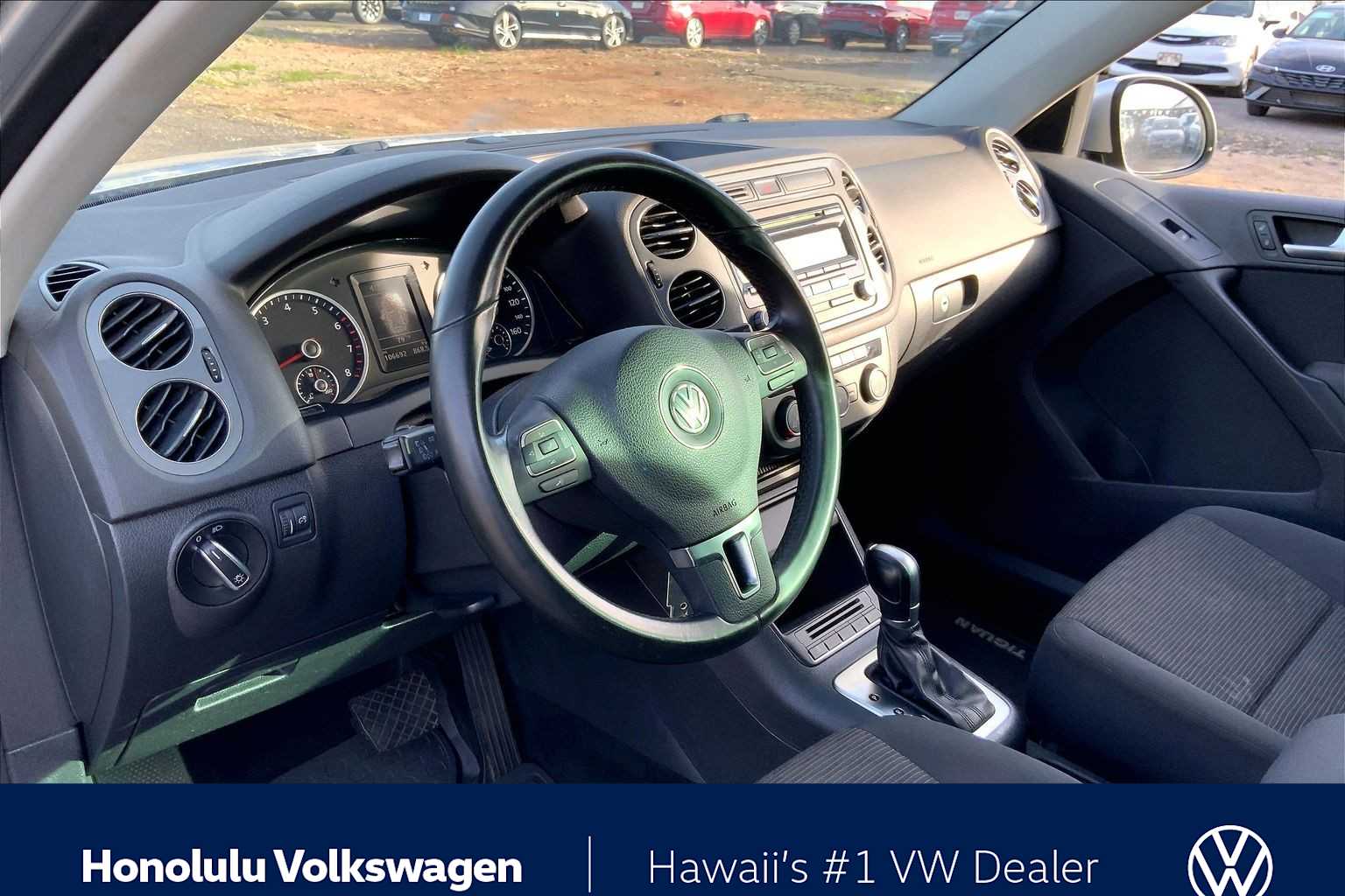 Thumbnail: 2013 Volkswagen Tiguan - 2