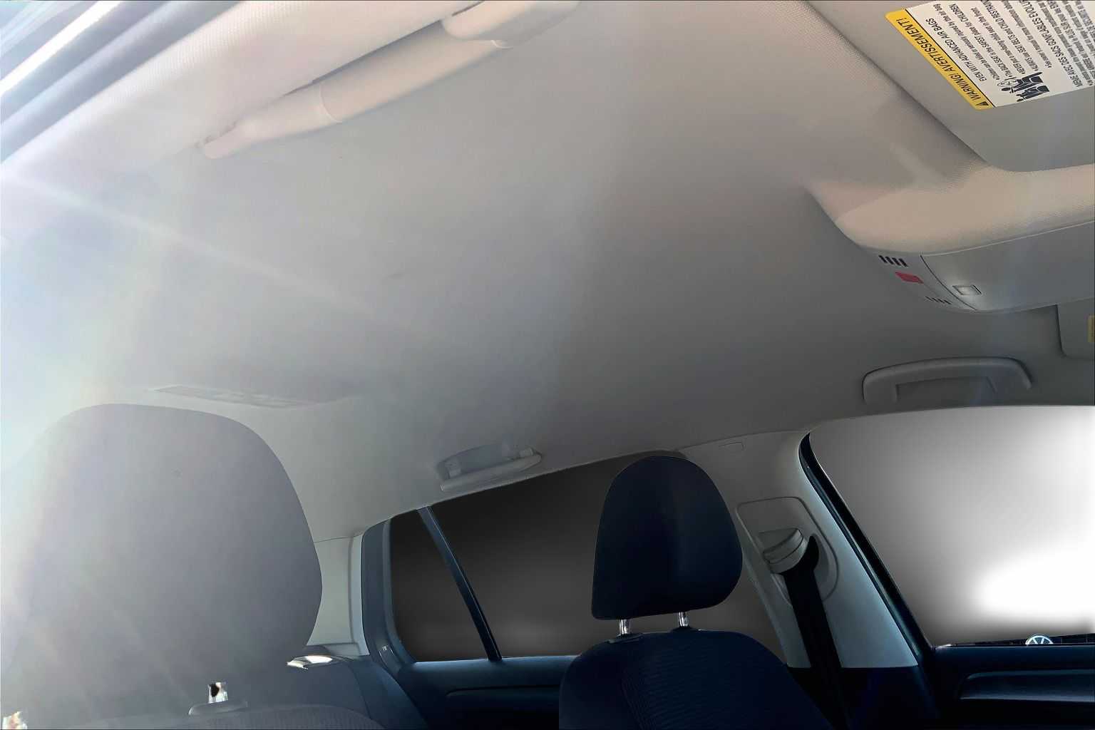 2019 Volkswagen e-Golf e-Golf SE - Photo 30