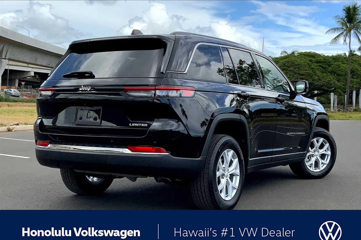 Thumbnail: 2023 Jeep Grand Cherokee - 21