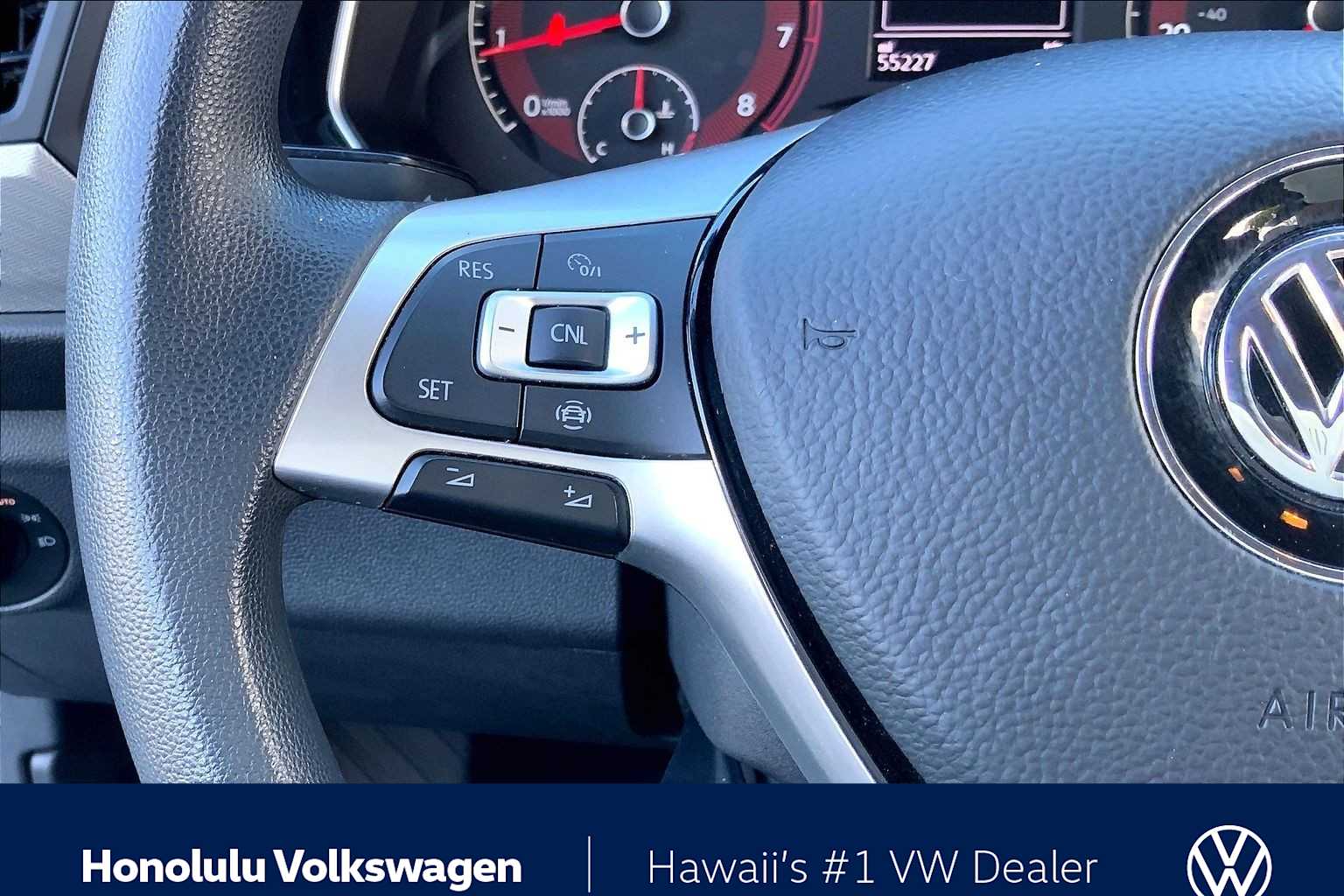 Thumbnail: 2019 Volkswagen Jetta - 23