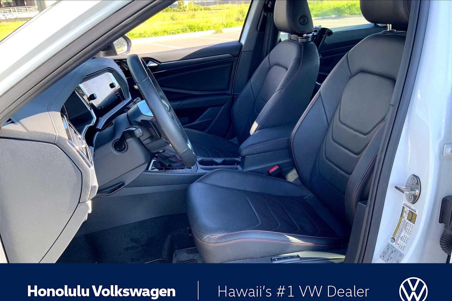 Thumbnail: 2021 Volkswagen Jetta - 10