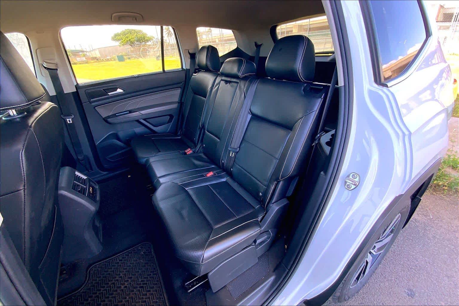 Thumbnail: 2022 Volkswagen Atlas - 28