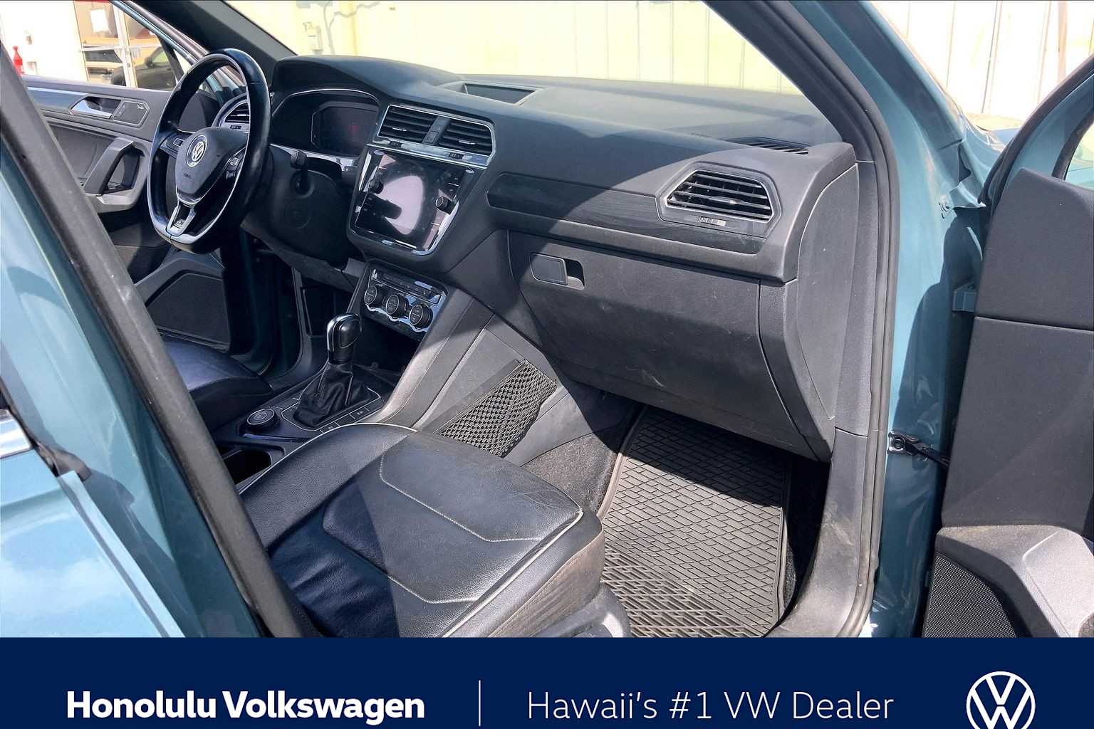 Thumbnail: 2020 Volkswagen Tiguan - 22