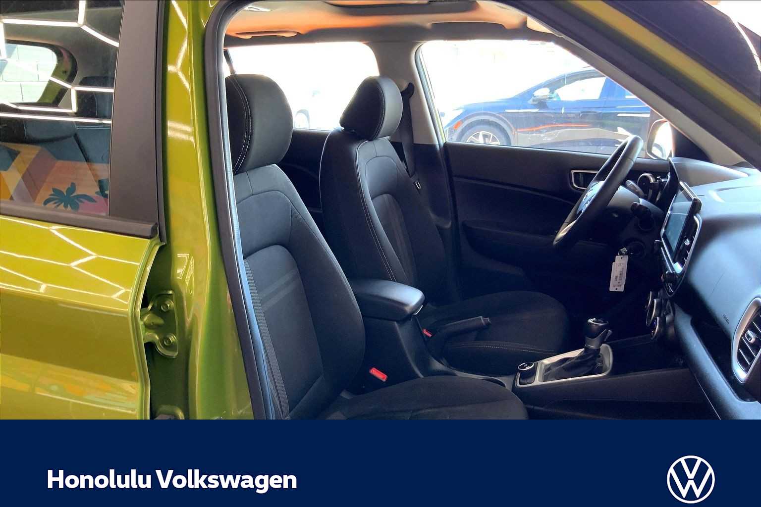 Thumbnail: 2022 Hyundai Venue - 12