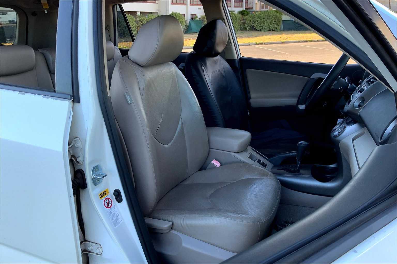 Thumbnail: 2008 Toyota RAV4 - 12