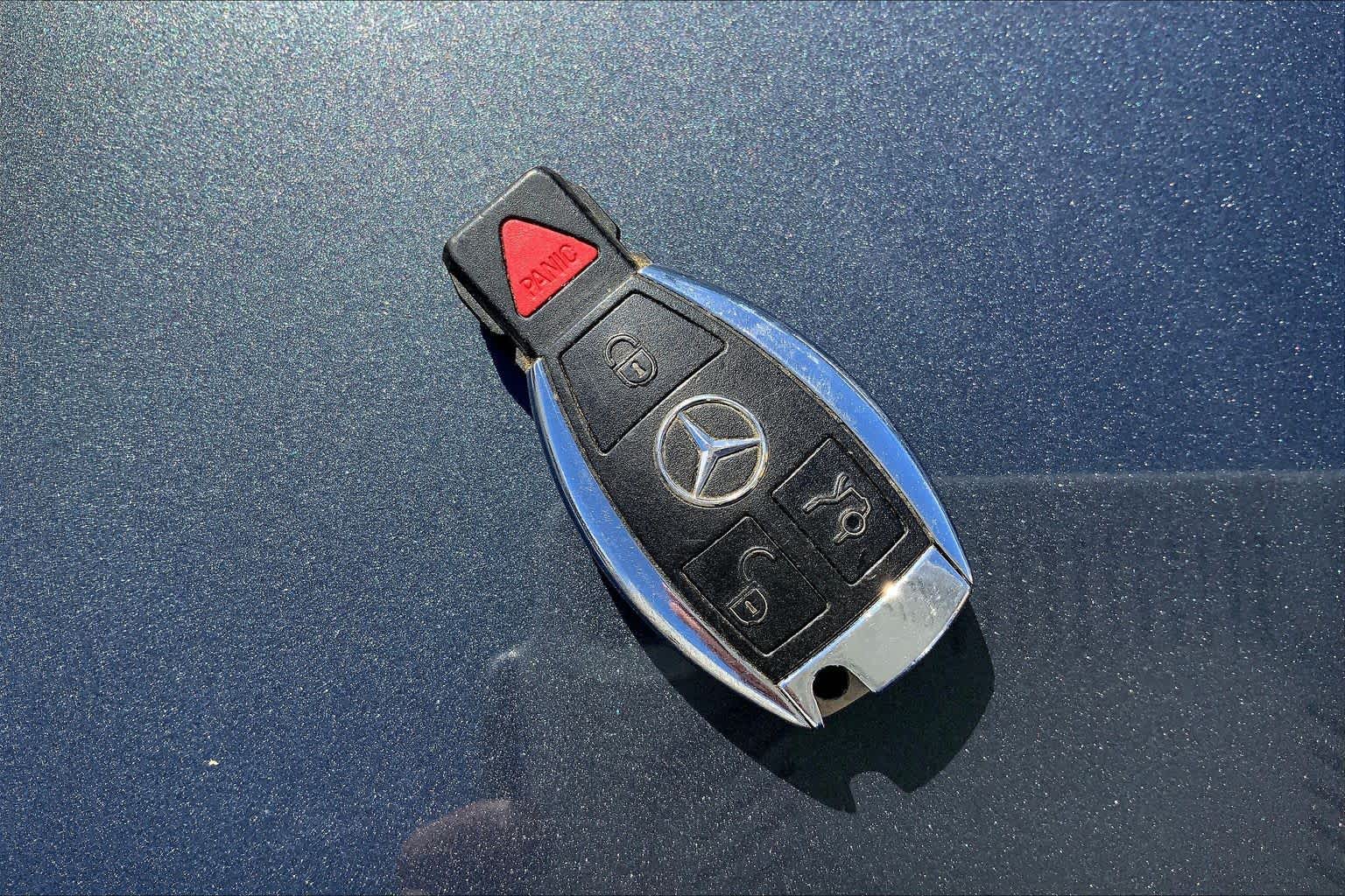 Thumbnail: 2014 Mercedes-Benz C-Class - 16