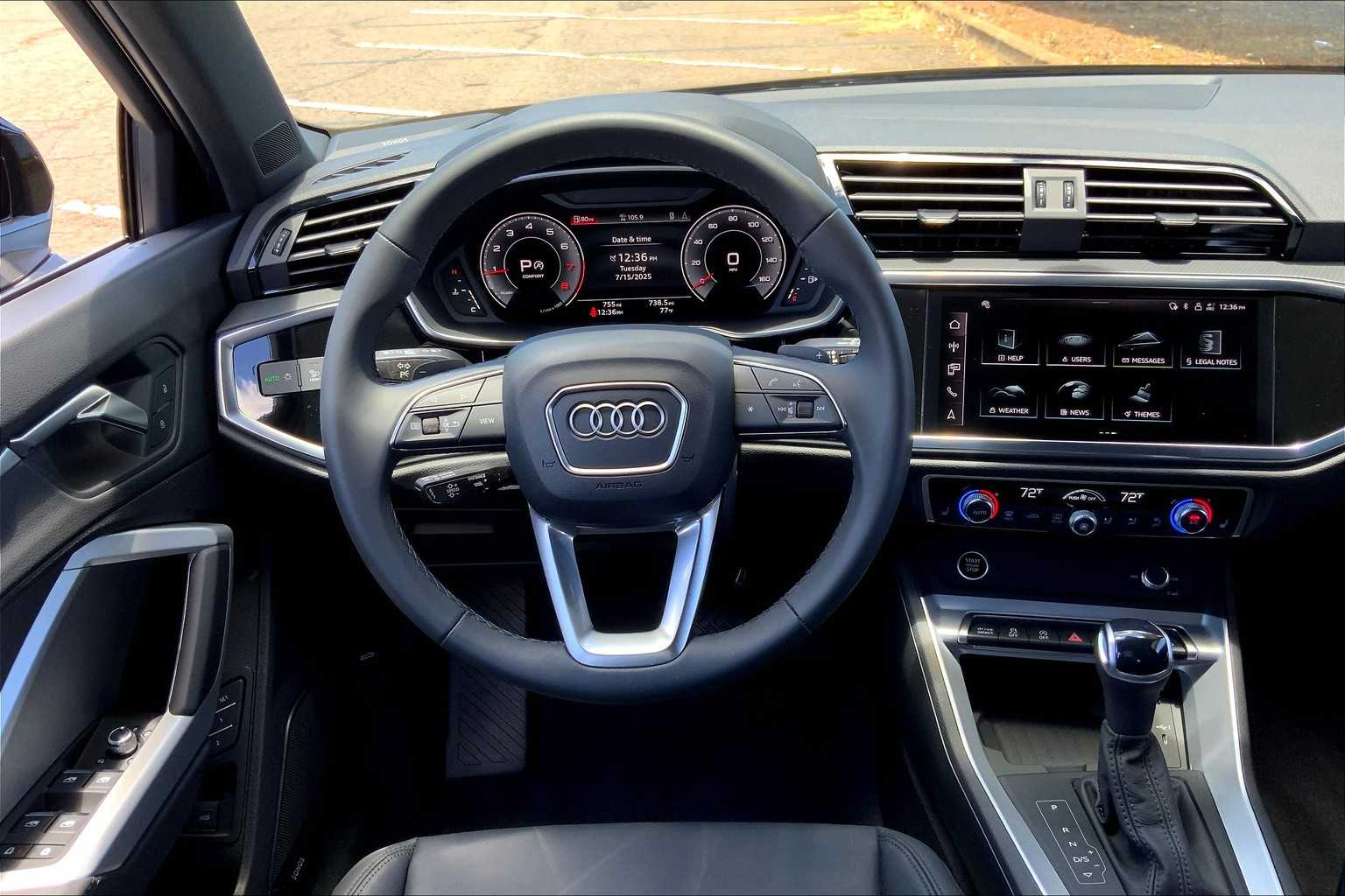 Thumbnail: 2024 Audi Q3 - 14