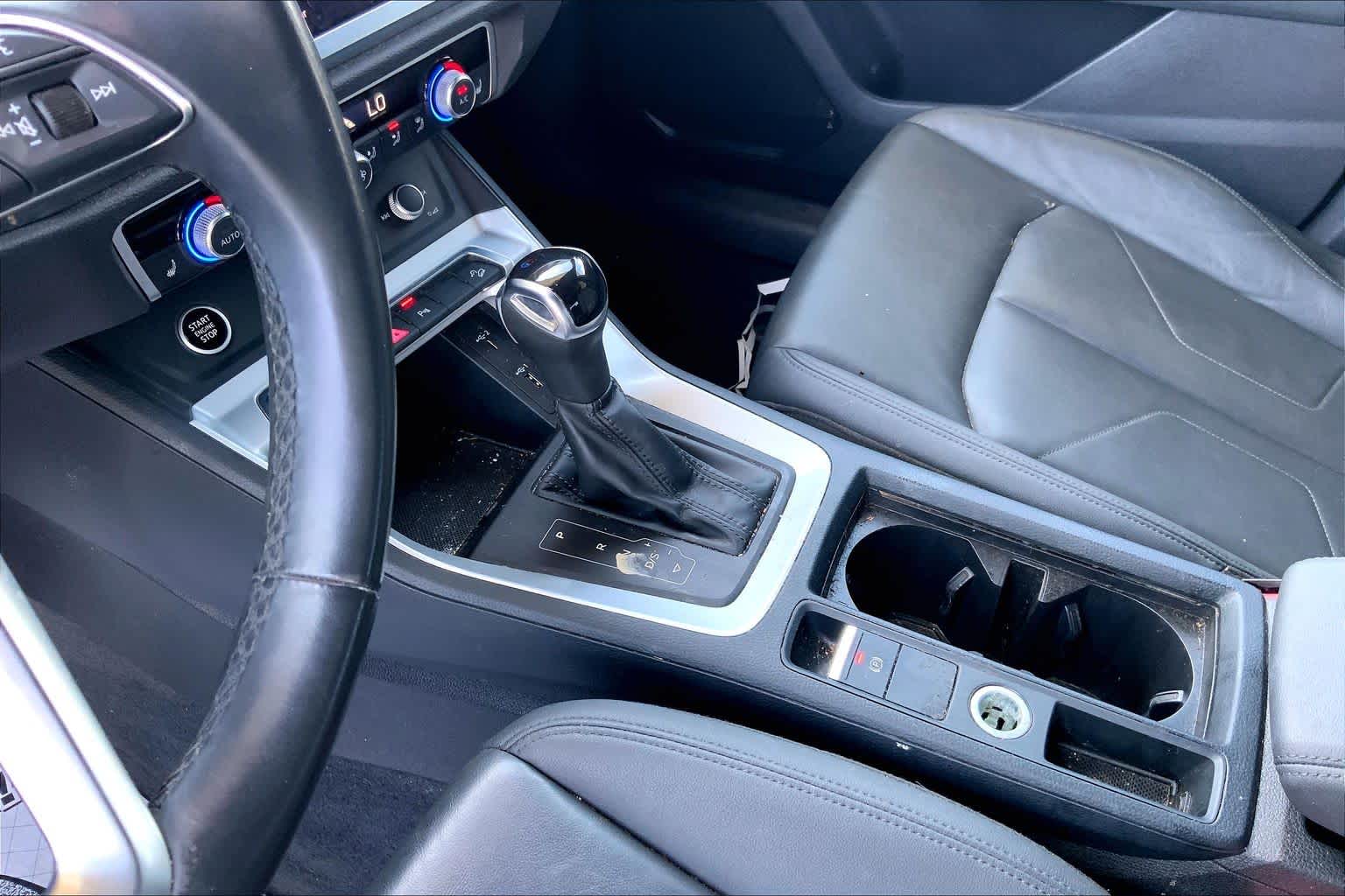 Thumbnail: 2021 Audi Q3 - 16