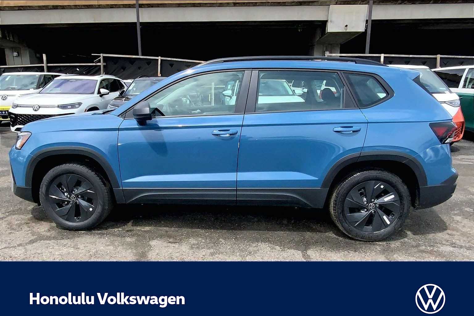 Thumbnail: 2026 Volkswagen Taos - 3