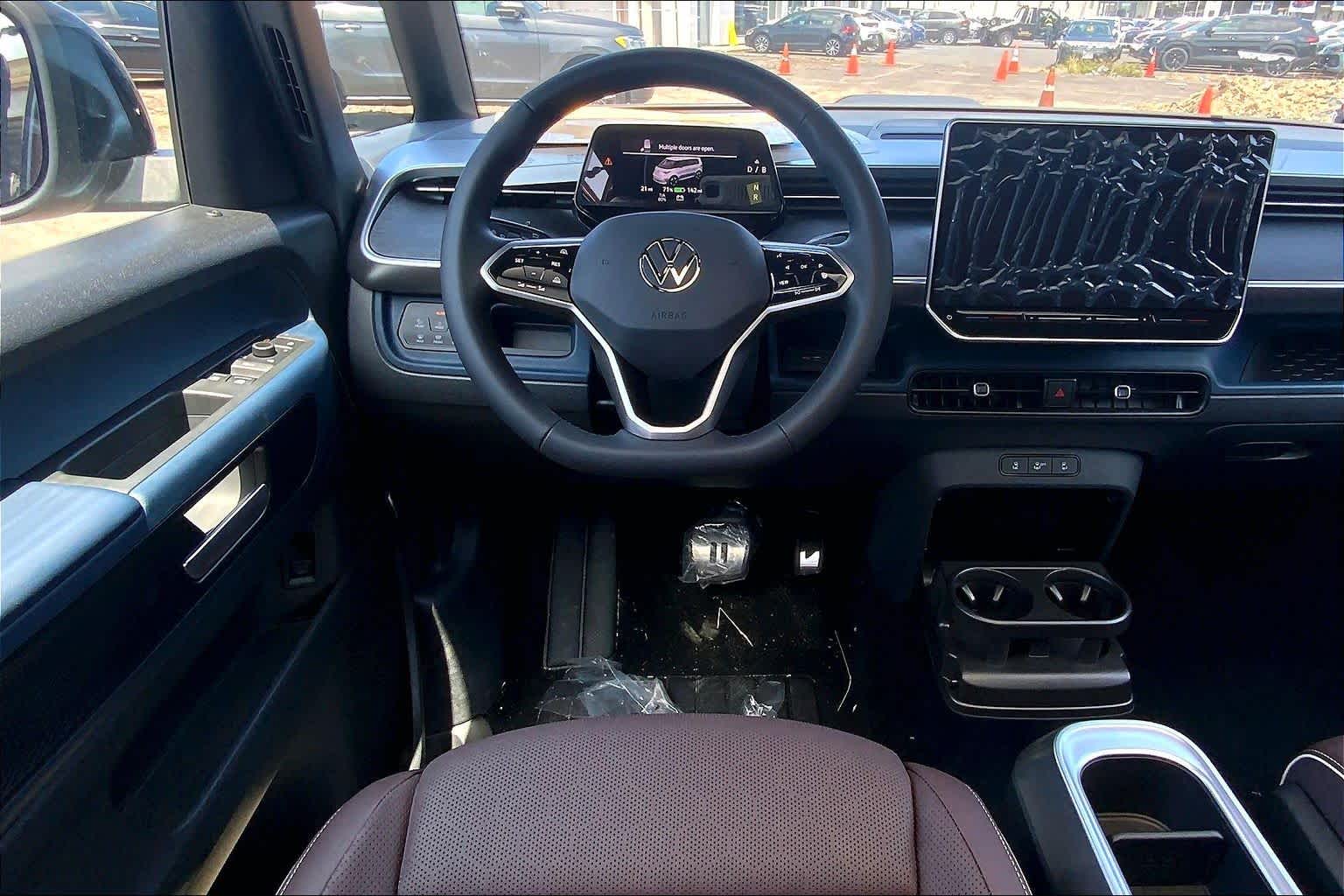 Thumbnail: 2025 Volkswagen ID.Buzz - 15