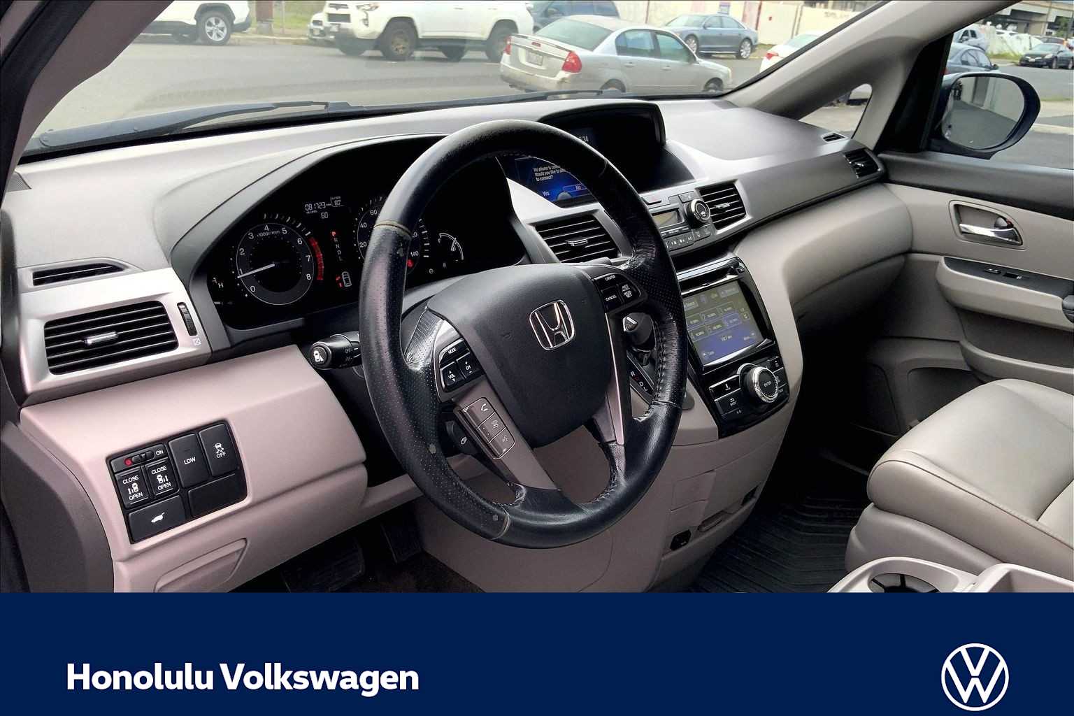 Thumbnail: 2015 Honda Odyssey - 2