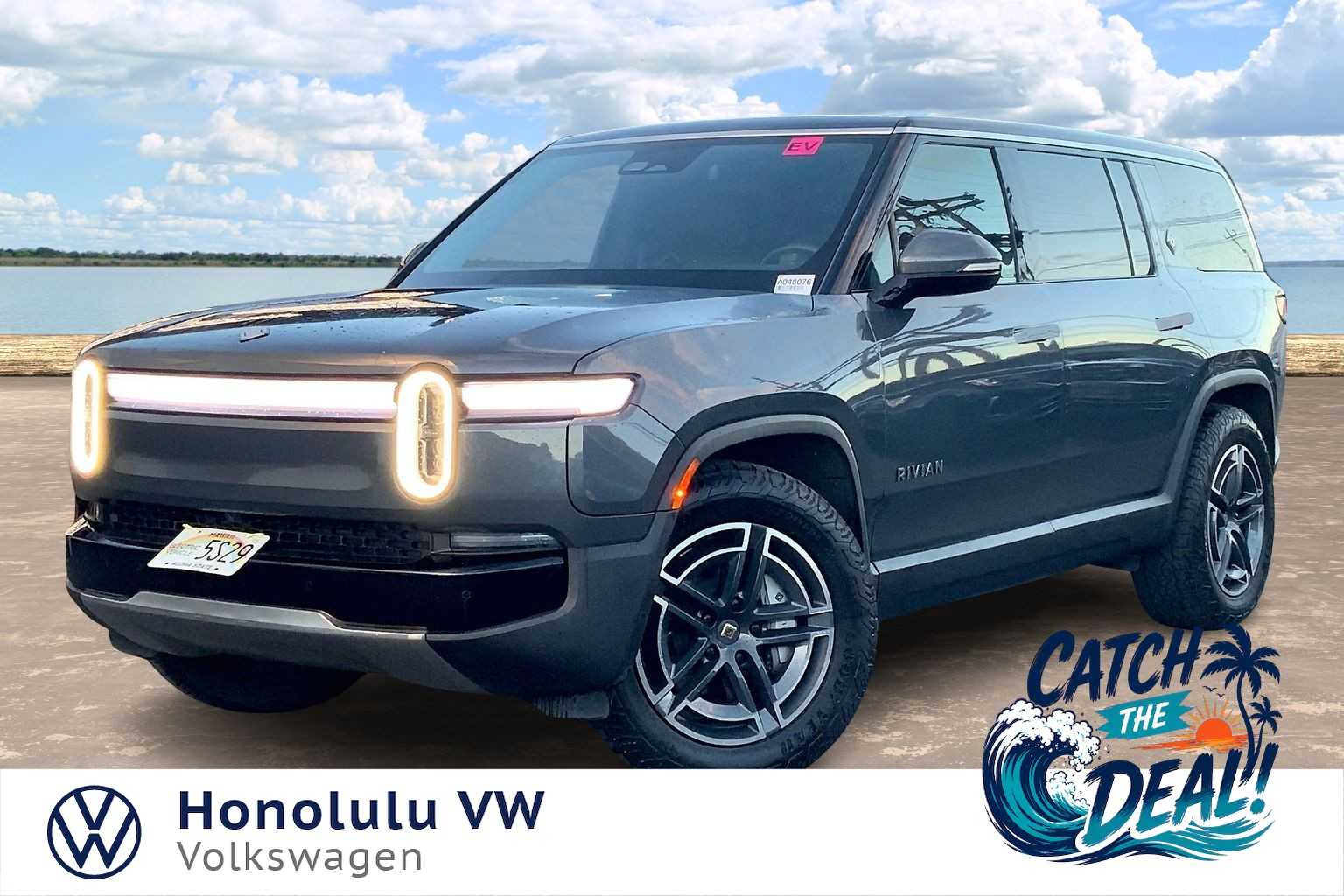 Used 2025 Rivian R1S Adventure with VIN 7PDSGBBA1SN048076 for sale in Honolulu, HI