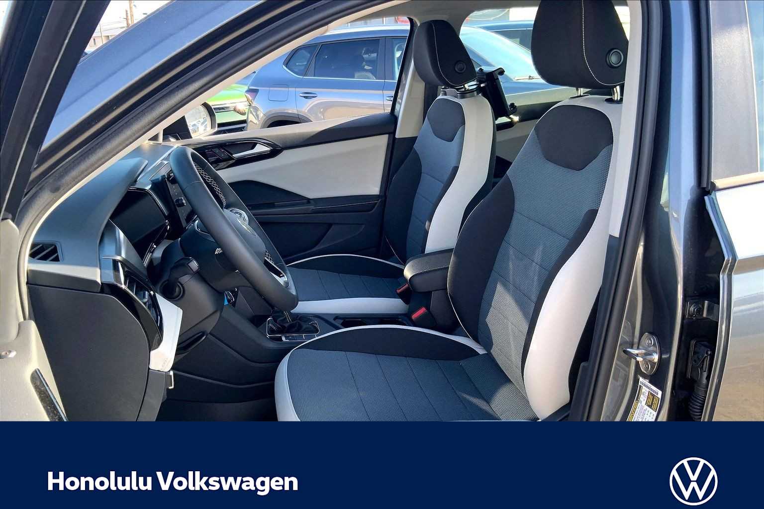 Thumbnail: 2026 Volkswagen Taos - 11