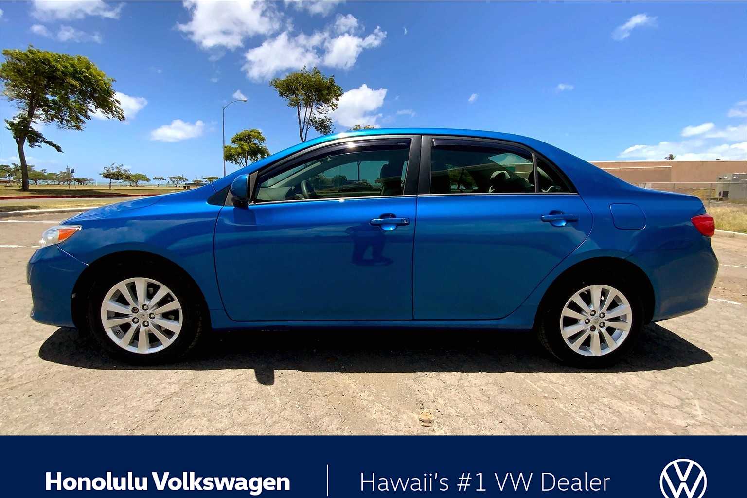 2009 Toyota Corolla XLE photo 3
