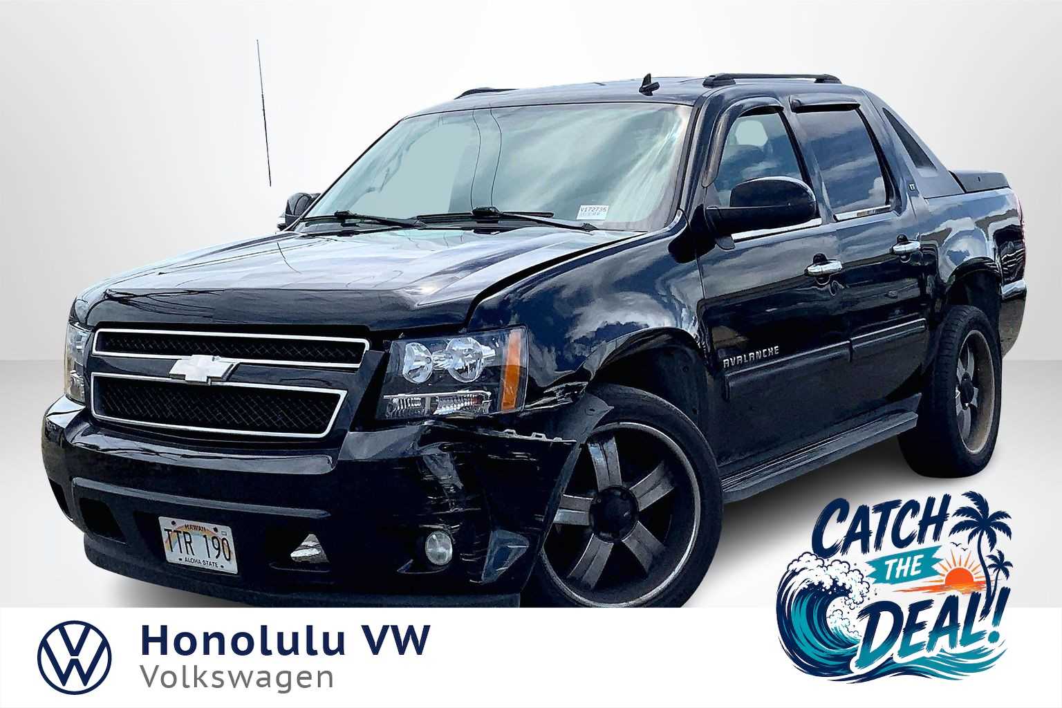 2010 Chevrolet Avalanche 1500 at Honolulu Volkswagen, photo 1