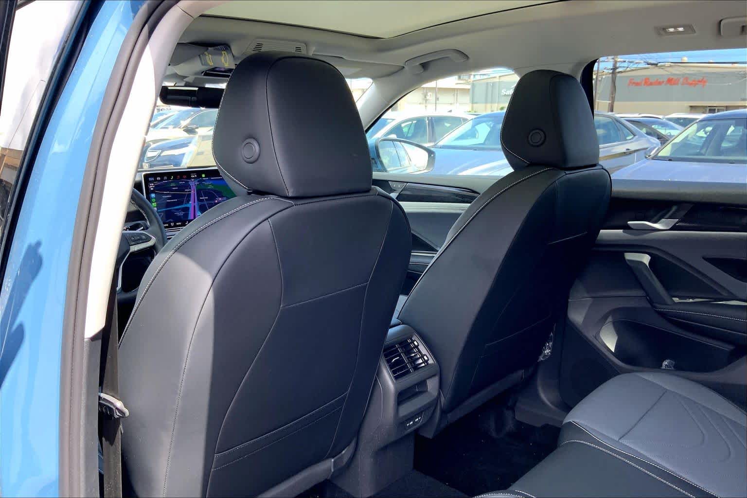Thumbnail: 2026 Volkswagen Tiguan - 12