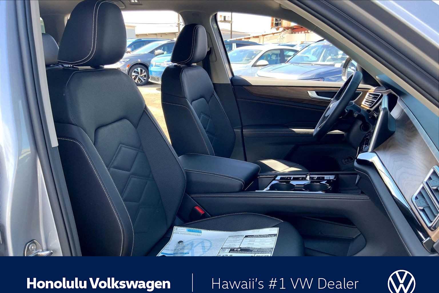 Thumbnail: 2026 Volkswagen Atlas - 14