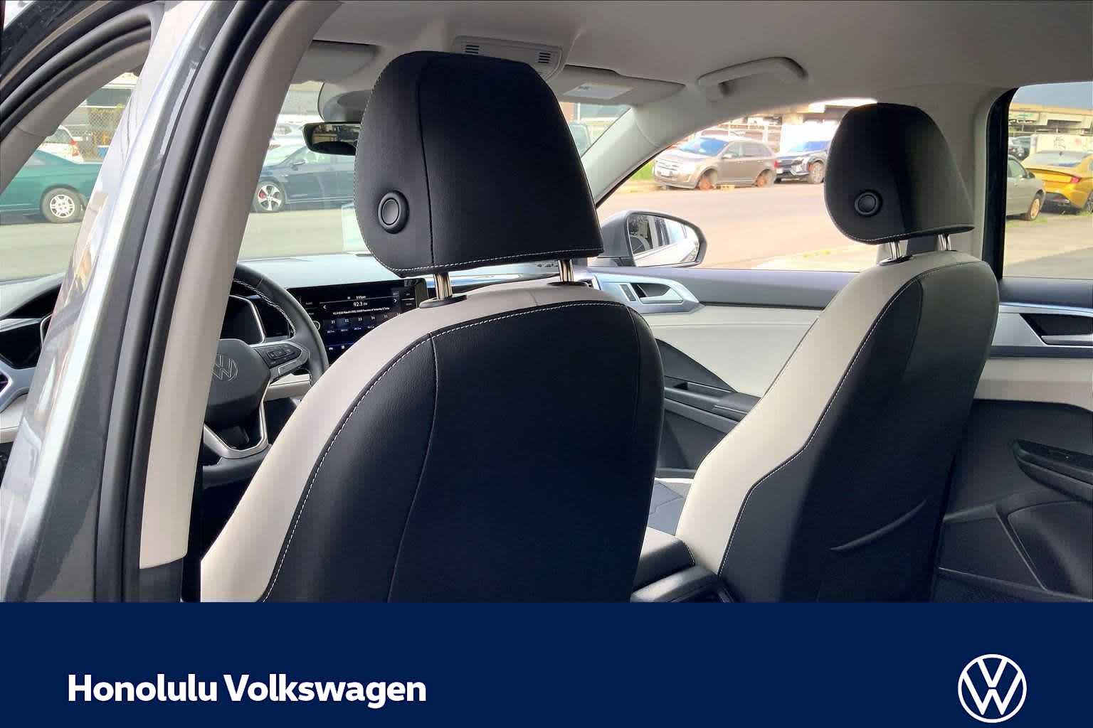 Thumbnail: 2026 Volkswagen Taos - 12