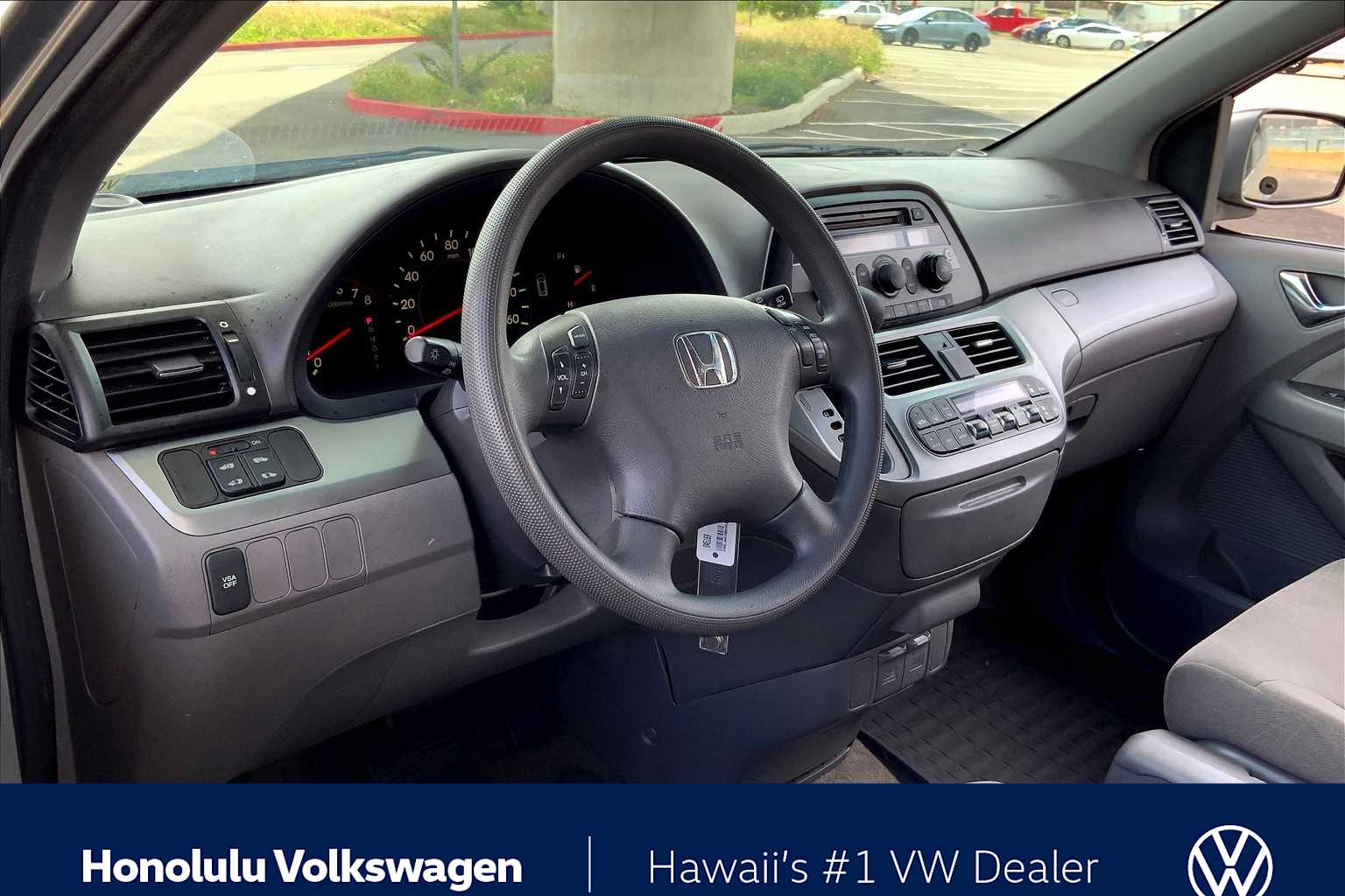 Thumbnail: 2010 Honda Odyssey - 2
