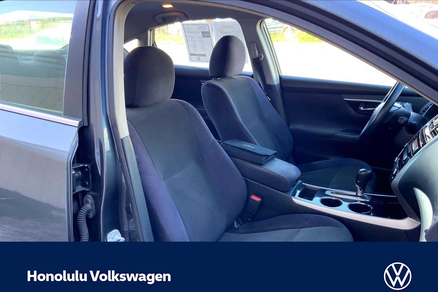 Thumbnail: 2013 Nissan Altima - 12