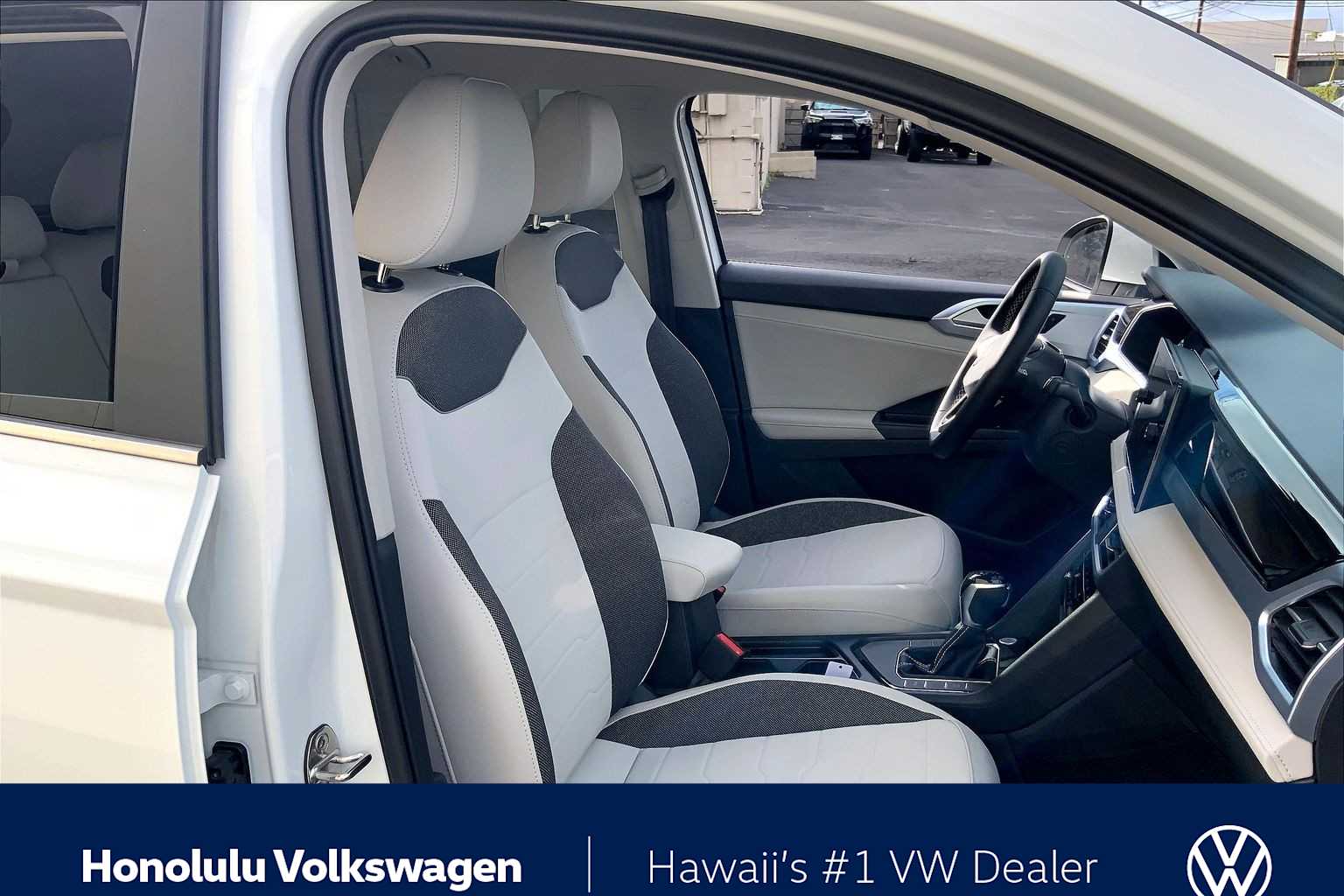 Thumbnail: 2026 Volkswagen Taos - 14