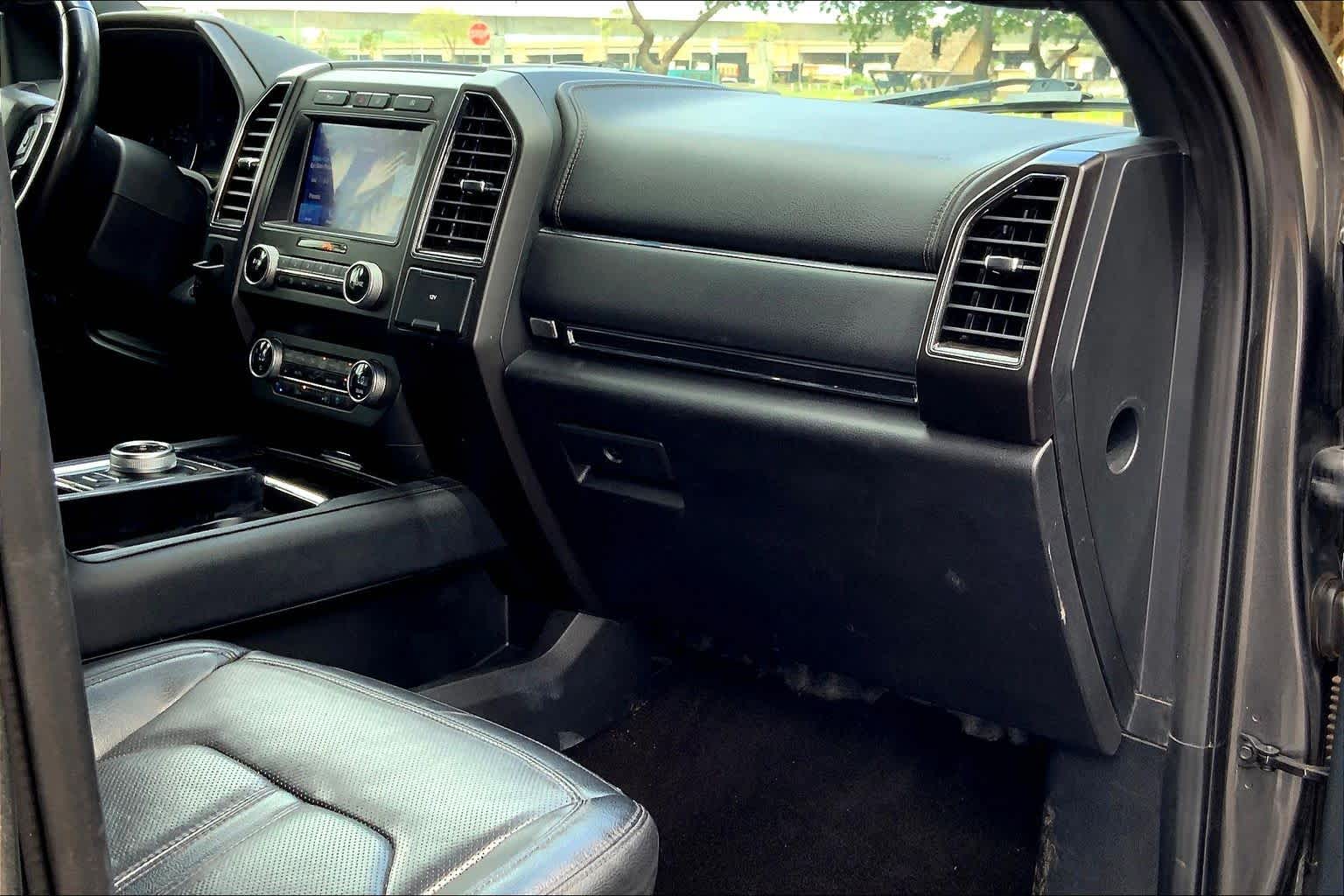 Thumbnail: 2021 Ford Expedition MAX - 22