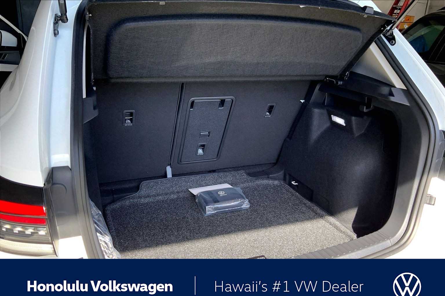 Thumbnail: 2026 Volkswagen Taos - 19