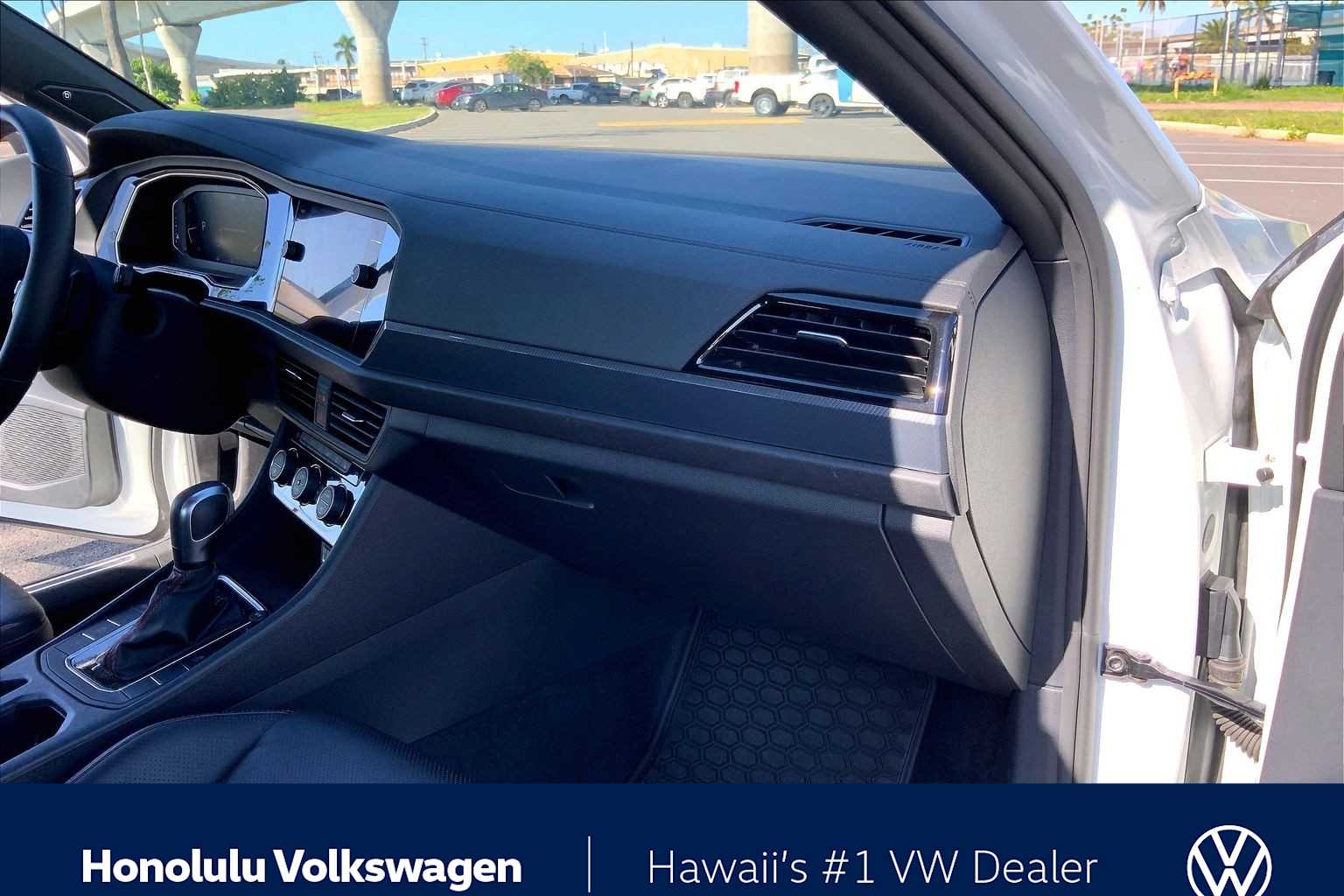 Thumbnail: 2021 Volkswagen Jetta - 22