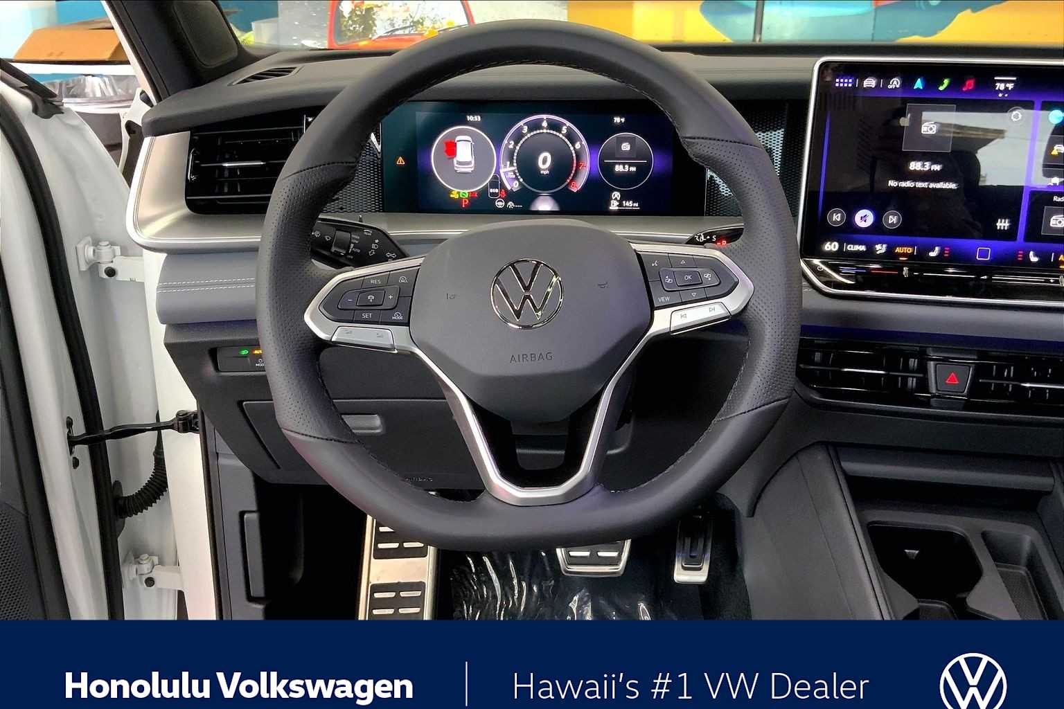 Thumbnail: 2025 Volkswagen Tiguan - 15