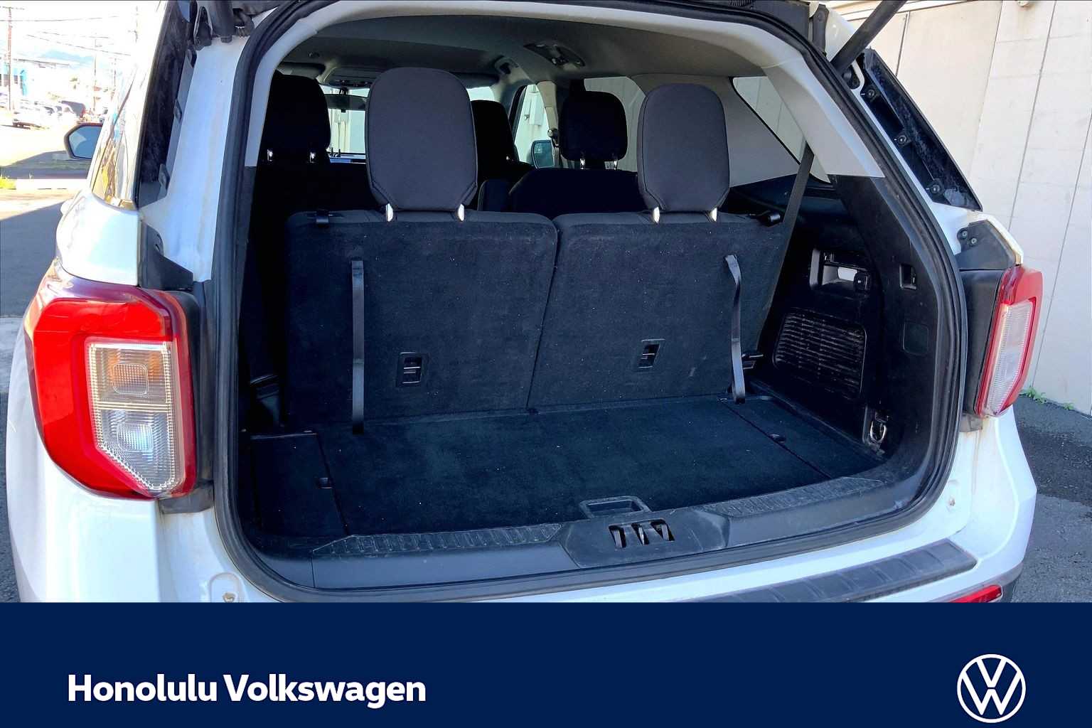 Thumbnail: 2021 Ford Explorer - 17