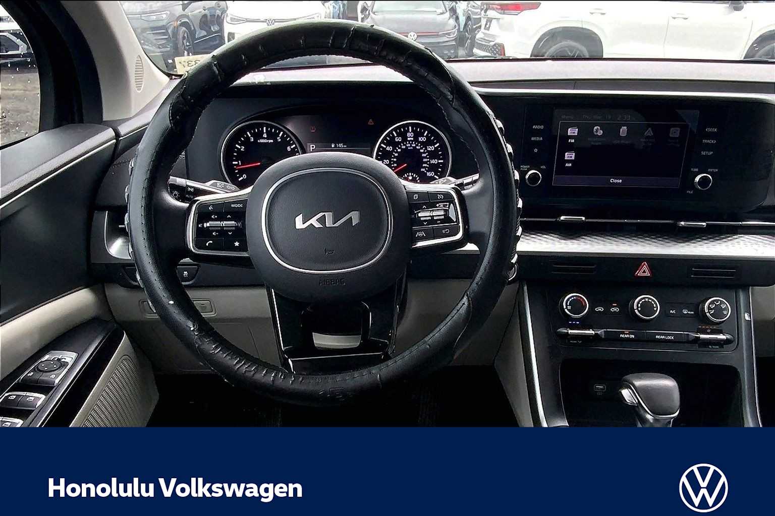 Thumbnail: 2023 Kia Carnival - 14