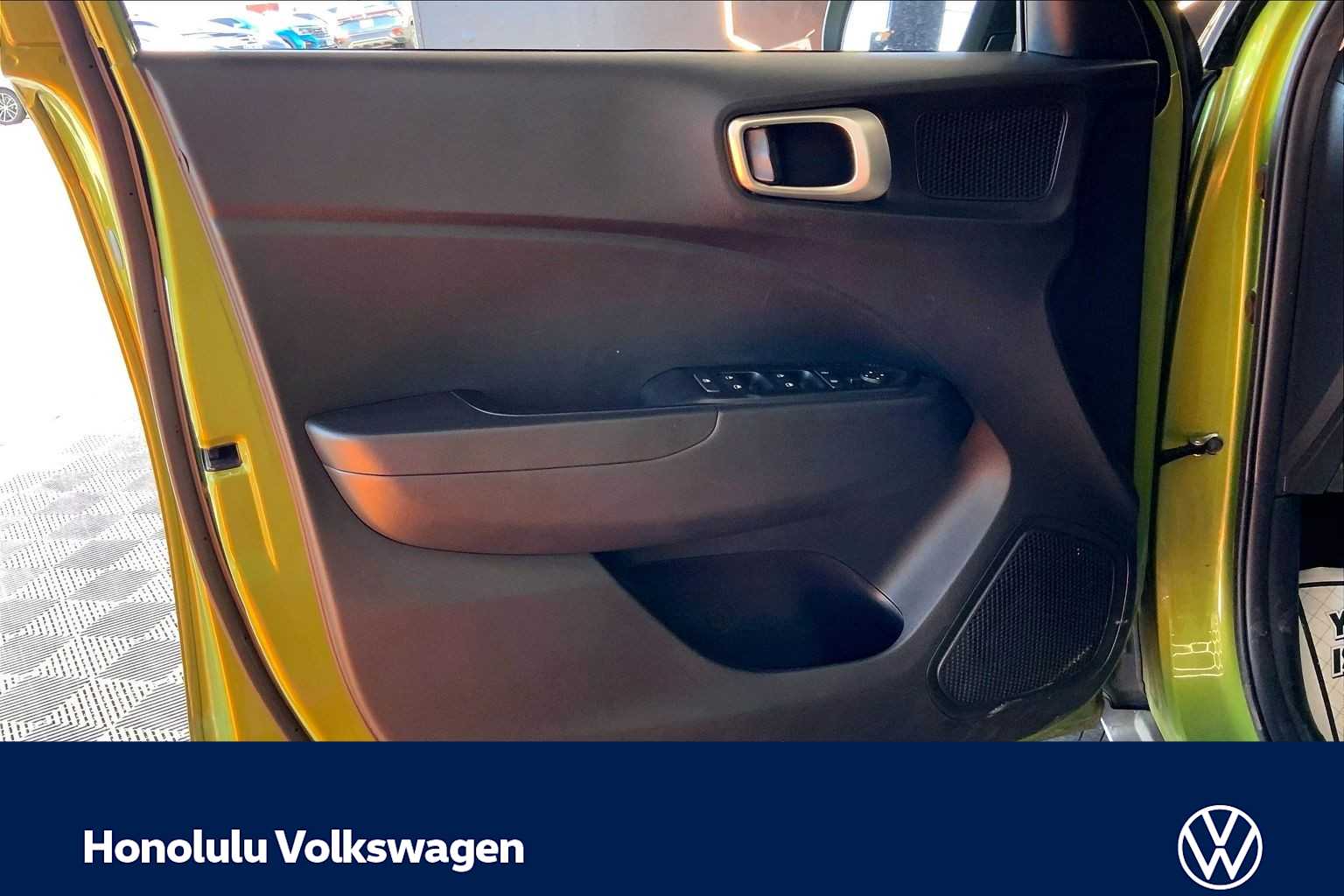 Thumbnail: 2022 Hyundai Venue - 26