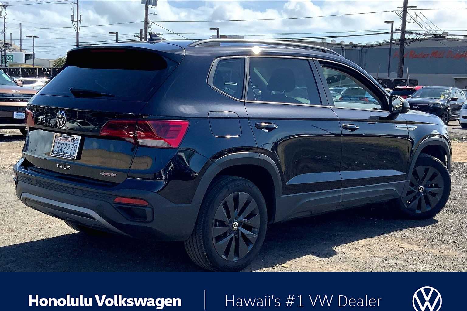 Thumbnail: 2022 Volkswagen Taos - 21