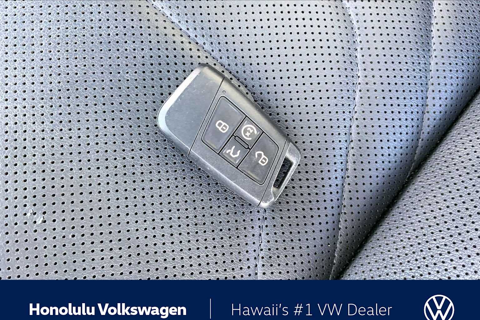 Thumbnail: 2023 Volkswagen Jetta - 19