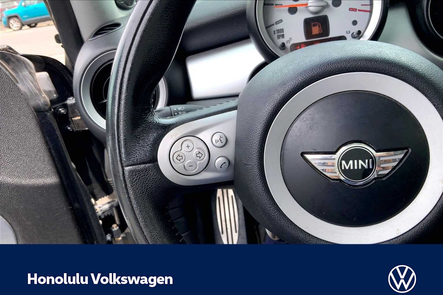 Thumbnail: 2010 MINI Cooper Clubman - 22